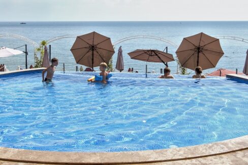 La mer golden sands